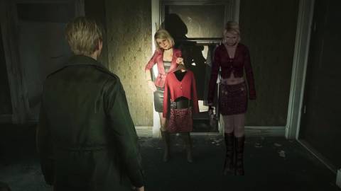 Maria Silent hill 2 vs. original clothes