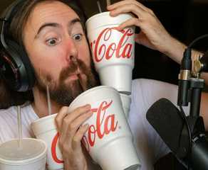Asmongold Says He 'Just Wants to Live Like an American'