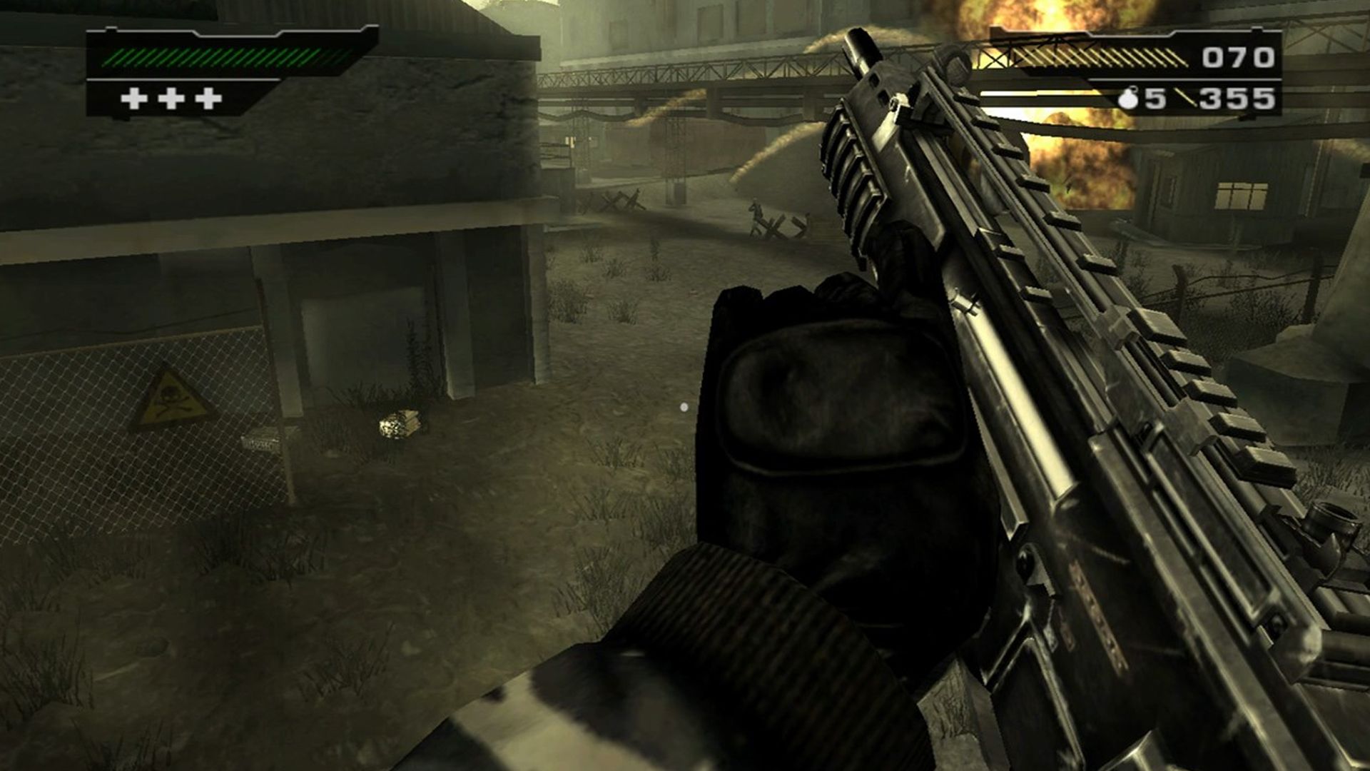 black game reloading gun