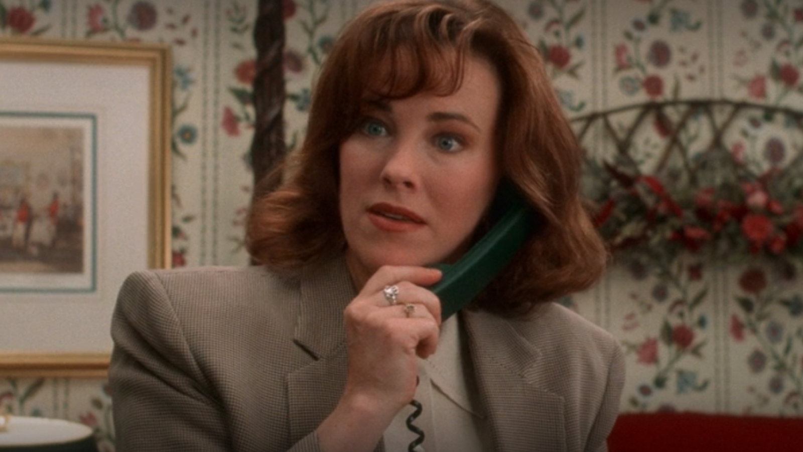 Catherine O'Hara in Home Alone