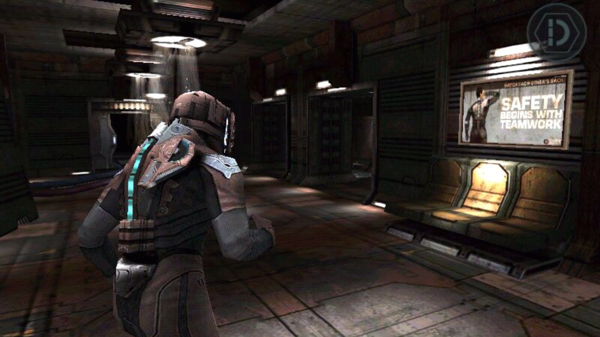 Exploring a base in Dead Space (Mobile)
