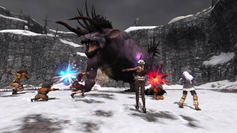 Final Fantasy 11 party fighting monster