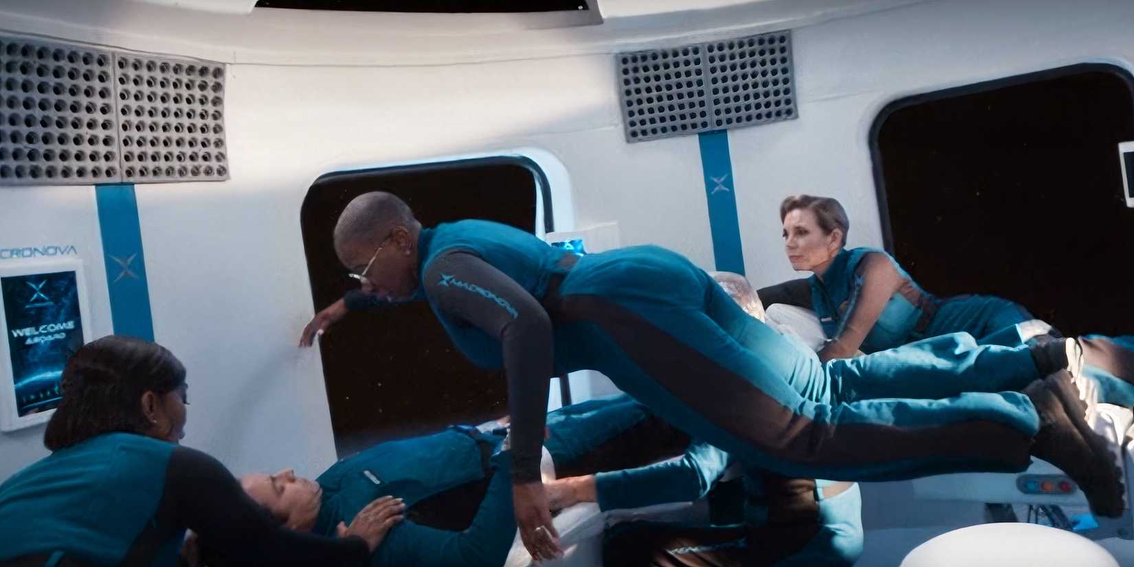 Hen From 9-1-1 In Space