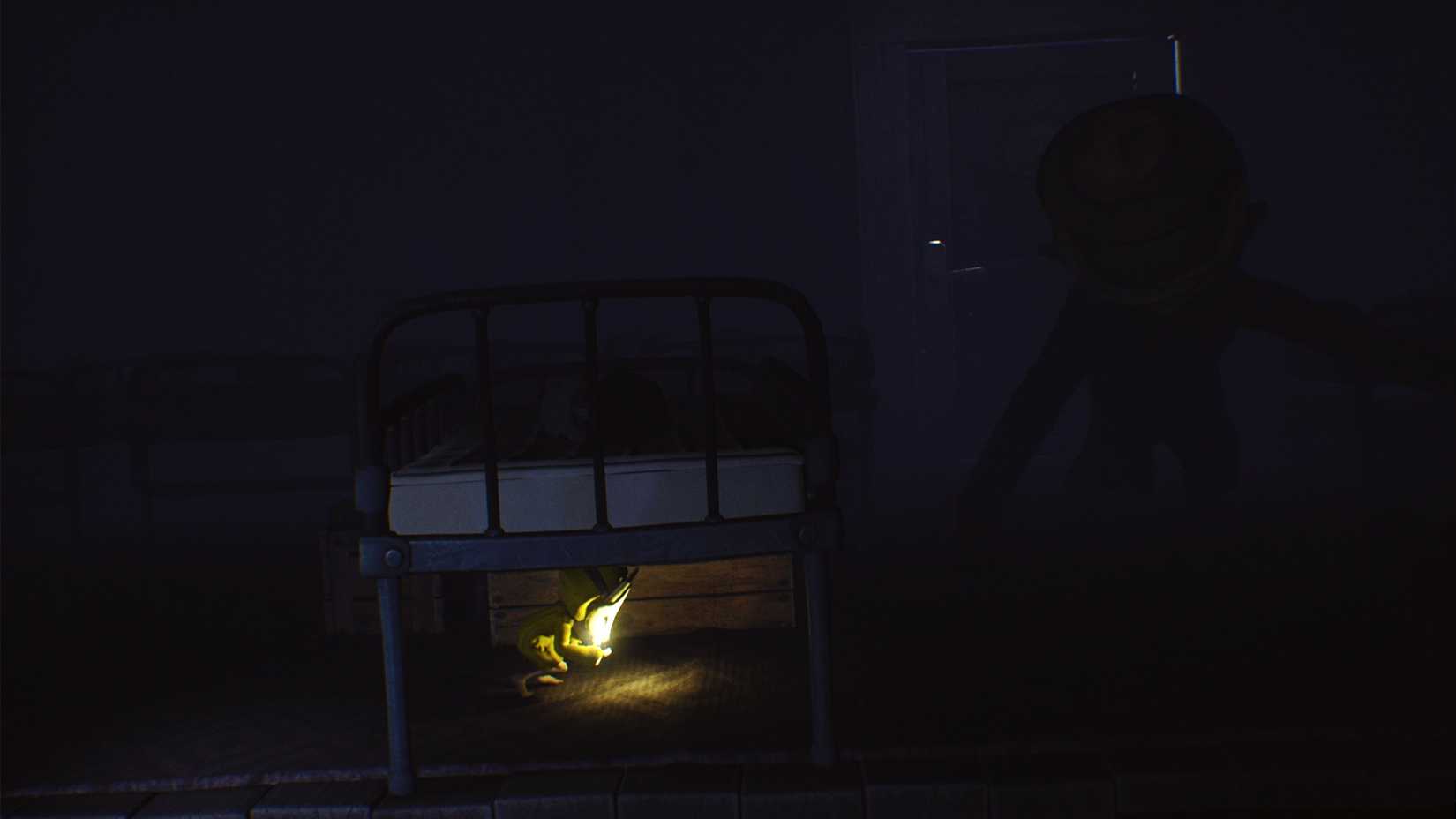 hiding from the janitor in the nursery in little nightmares