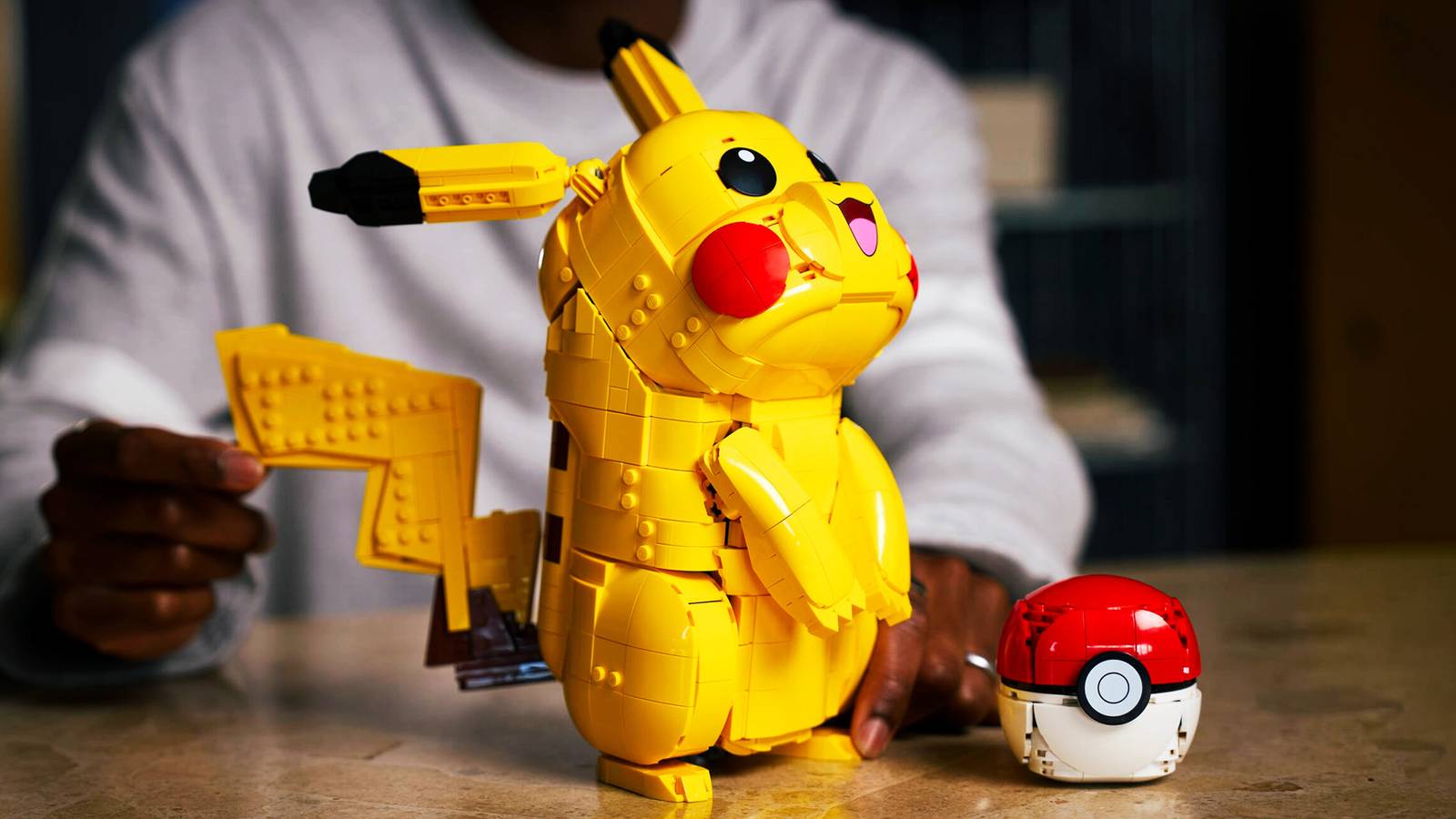 LEGO 72512 Pikachu and Poké Ball color-graded image