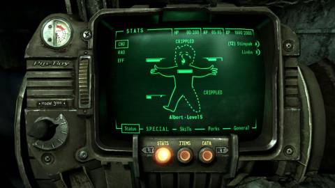 Looking at a pip boy in Fallout 3 (2008)