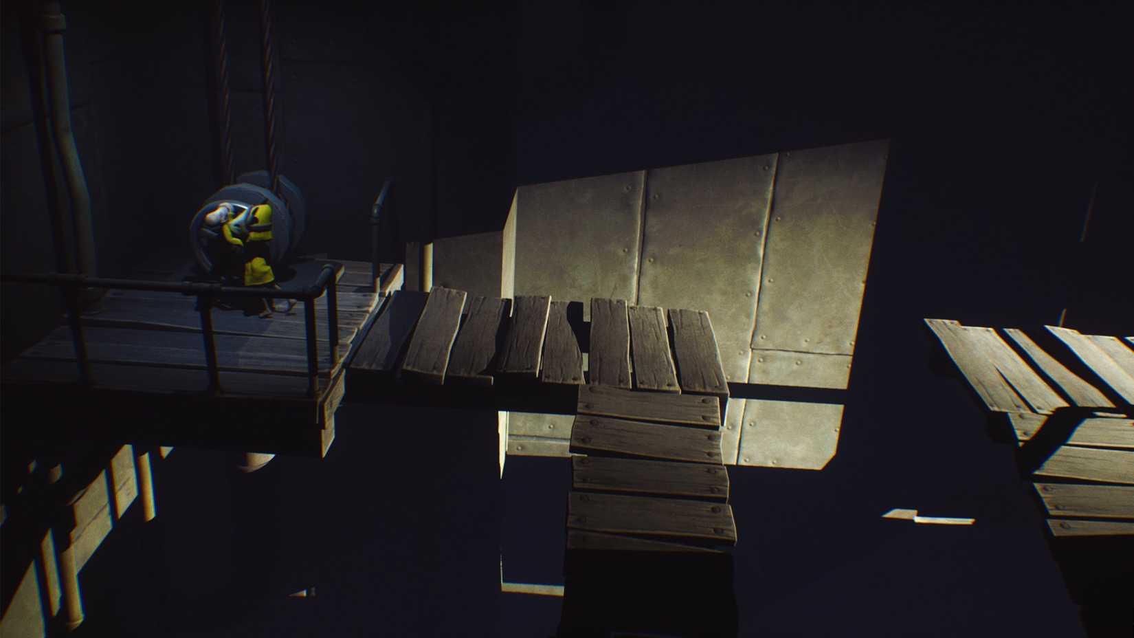 pull the lever slowly to open the gate in little nightmares