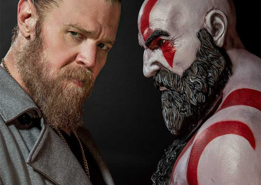 ryan-hurst-next-to-statue-of-kratos-god-of-war-amazon-tv-series