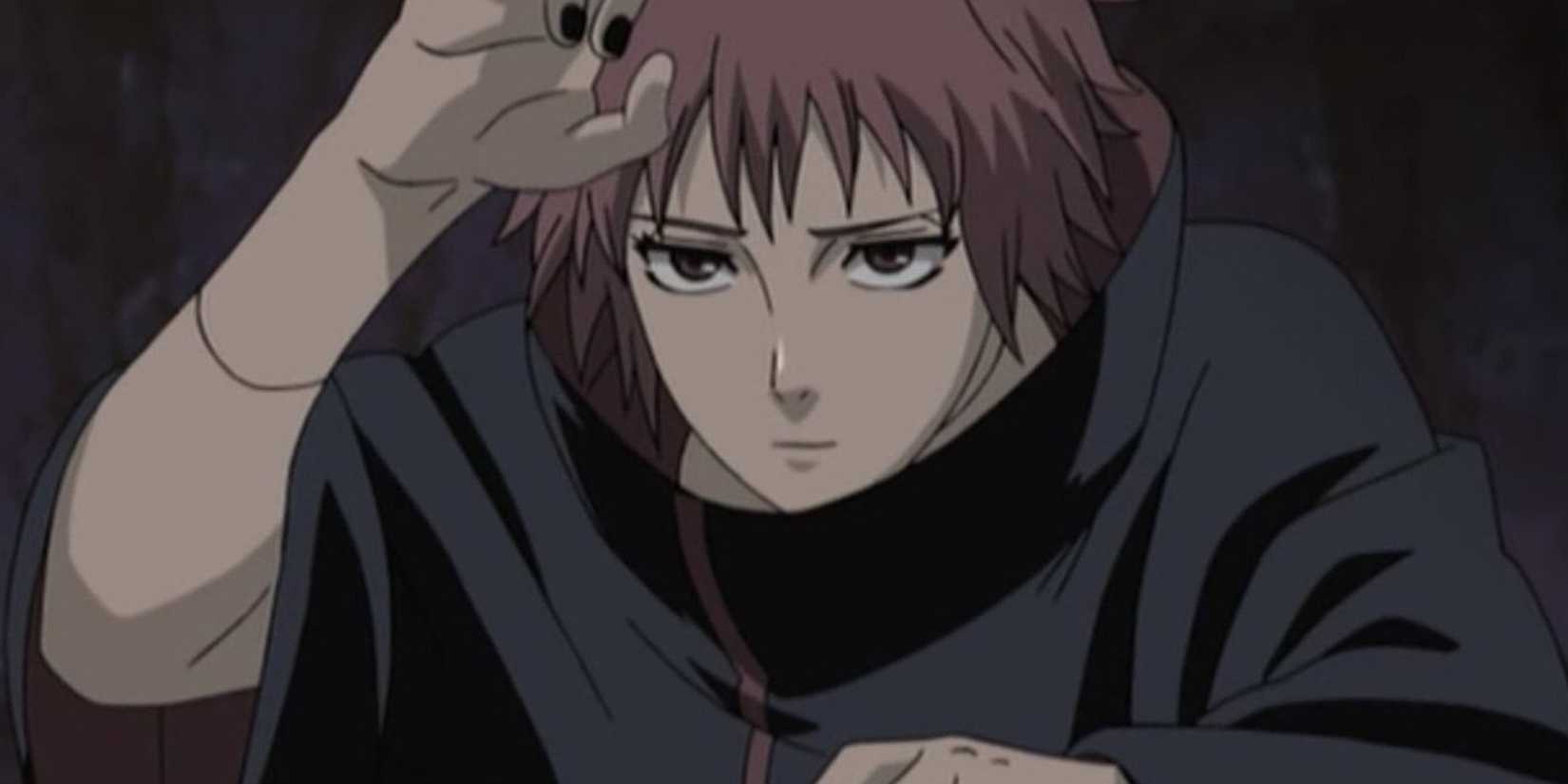 Sasori membuat pose bertarung.