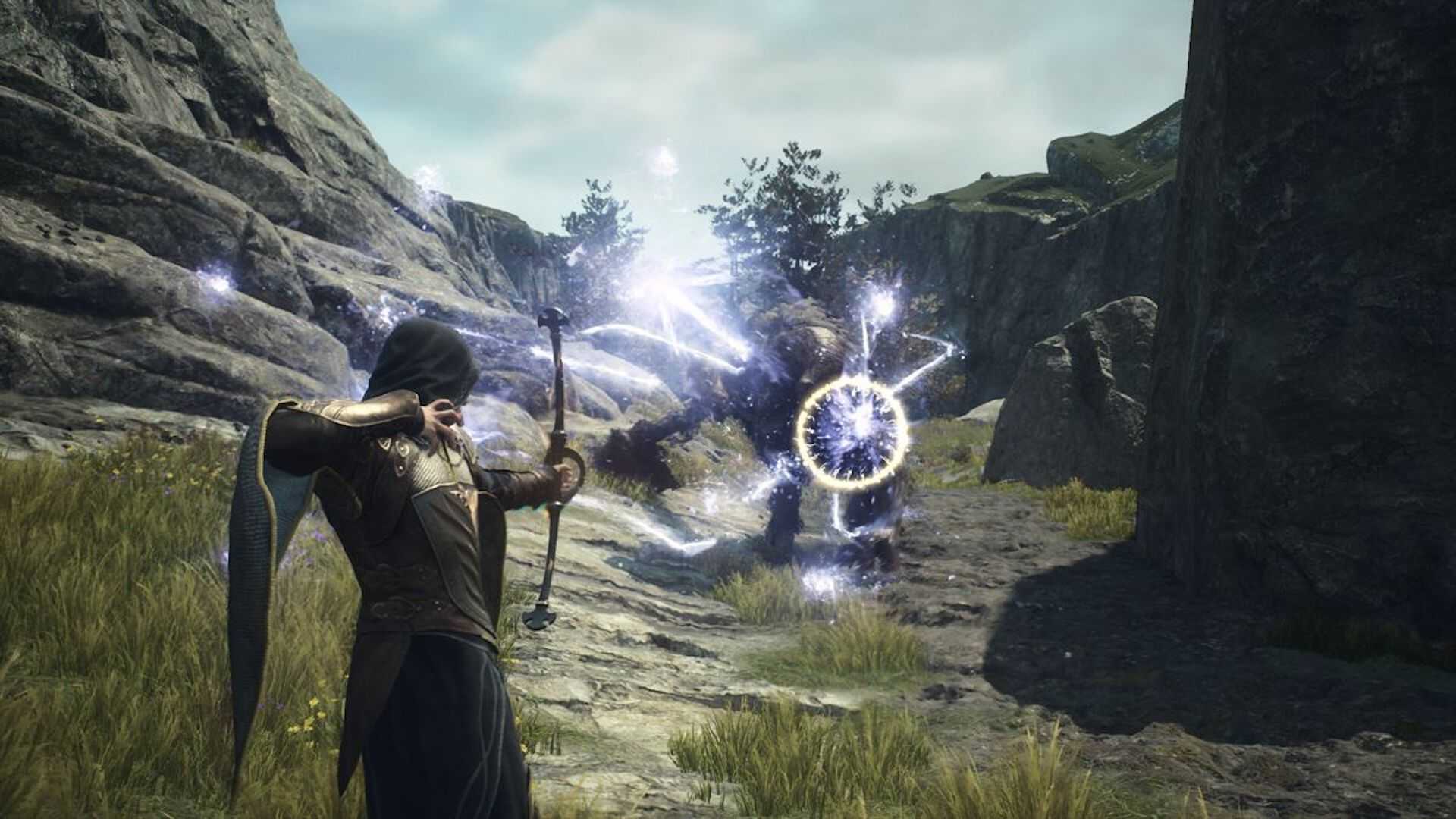 Rekomendasi RPG Open-World dengan Sistem Kelas yang Benar-Benar Unik 19 Shooting magic arrows at enemies in Dragon’s Dogma 2 (2024)