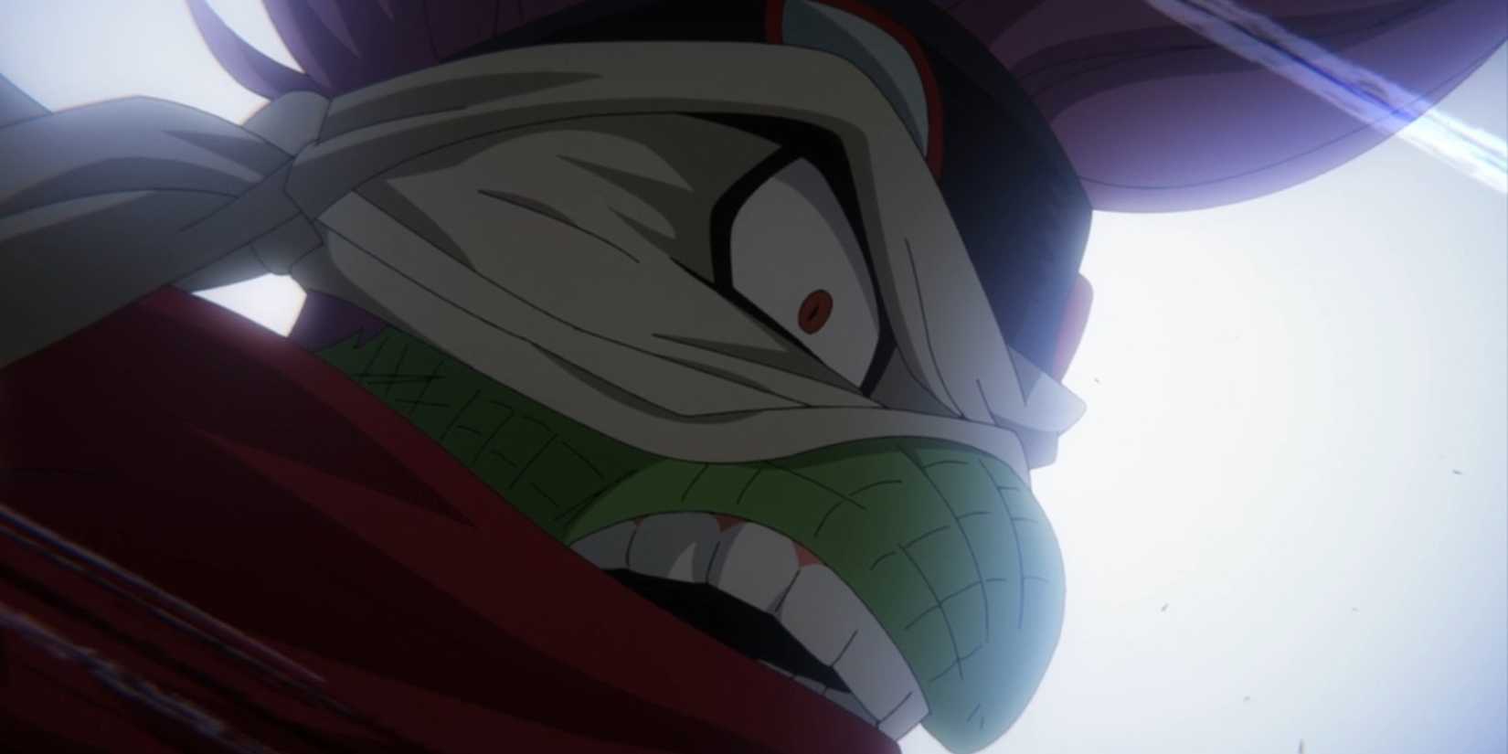 A closeup of Spinner looking over his shoulder.