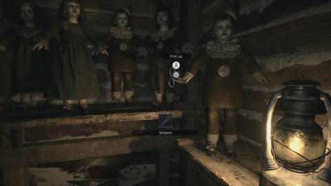 acquiring the scissors