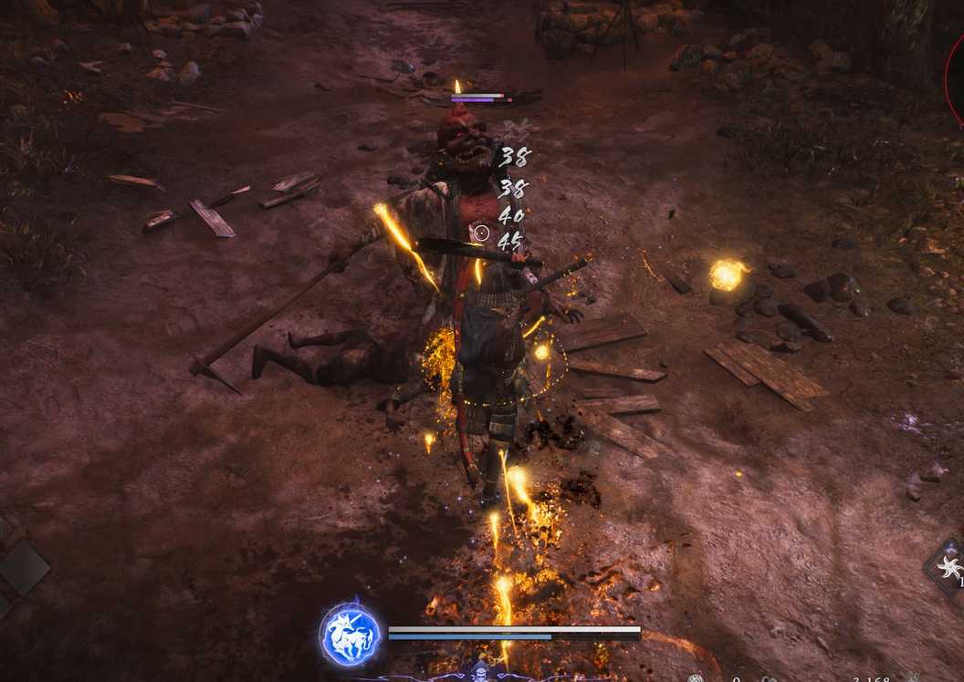 Menyerang musuh dengan Tonfa di Nioh 3 PS5