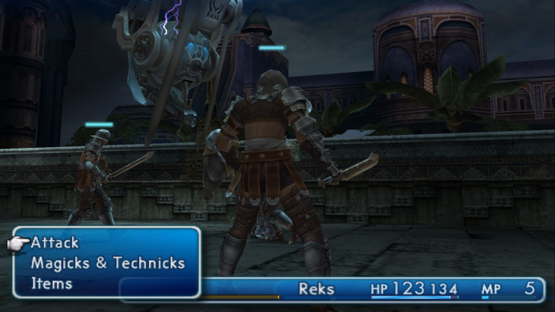 Attacking enemies as Reks in battle in Final Fantasy 12 (HD)