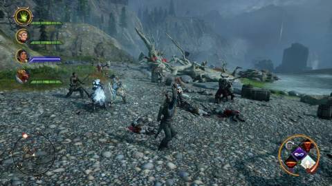 Attacking enemies on a beach in Dragon Age Inquisition (2014)