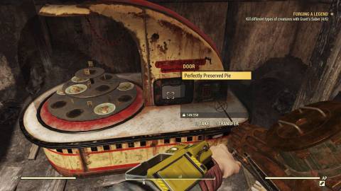 Foraging in Fallout 76 (2018)