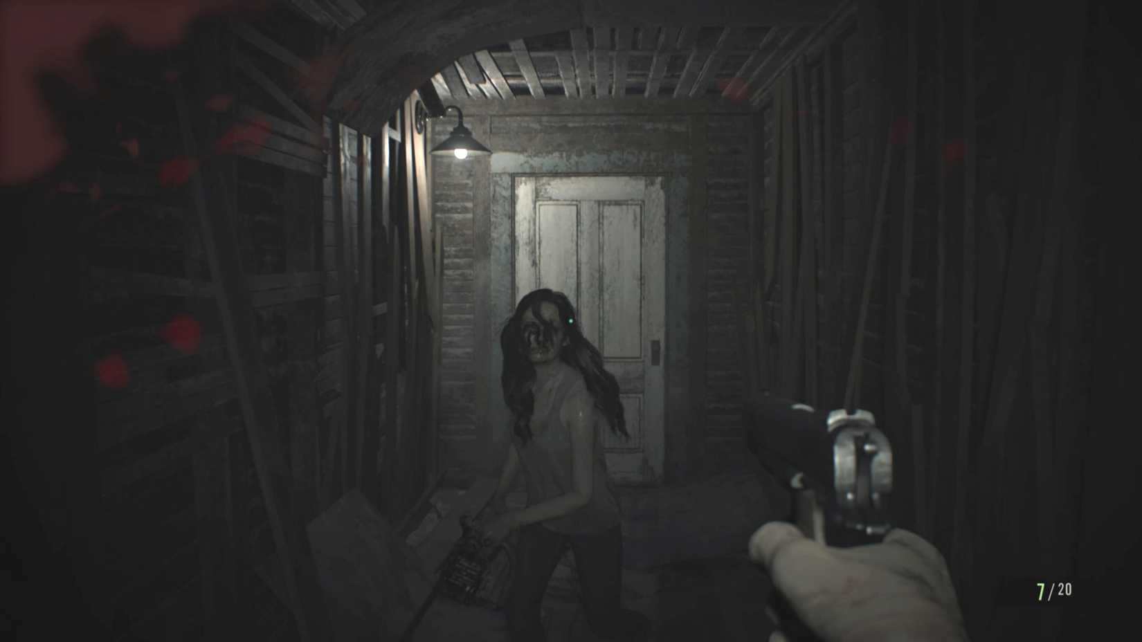 How to Beat Mia in Resident Evil 7 phase 2 3