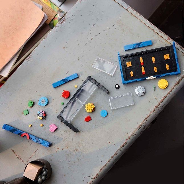 Proses pembangunan LEGO Pokemon Gym Badges