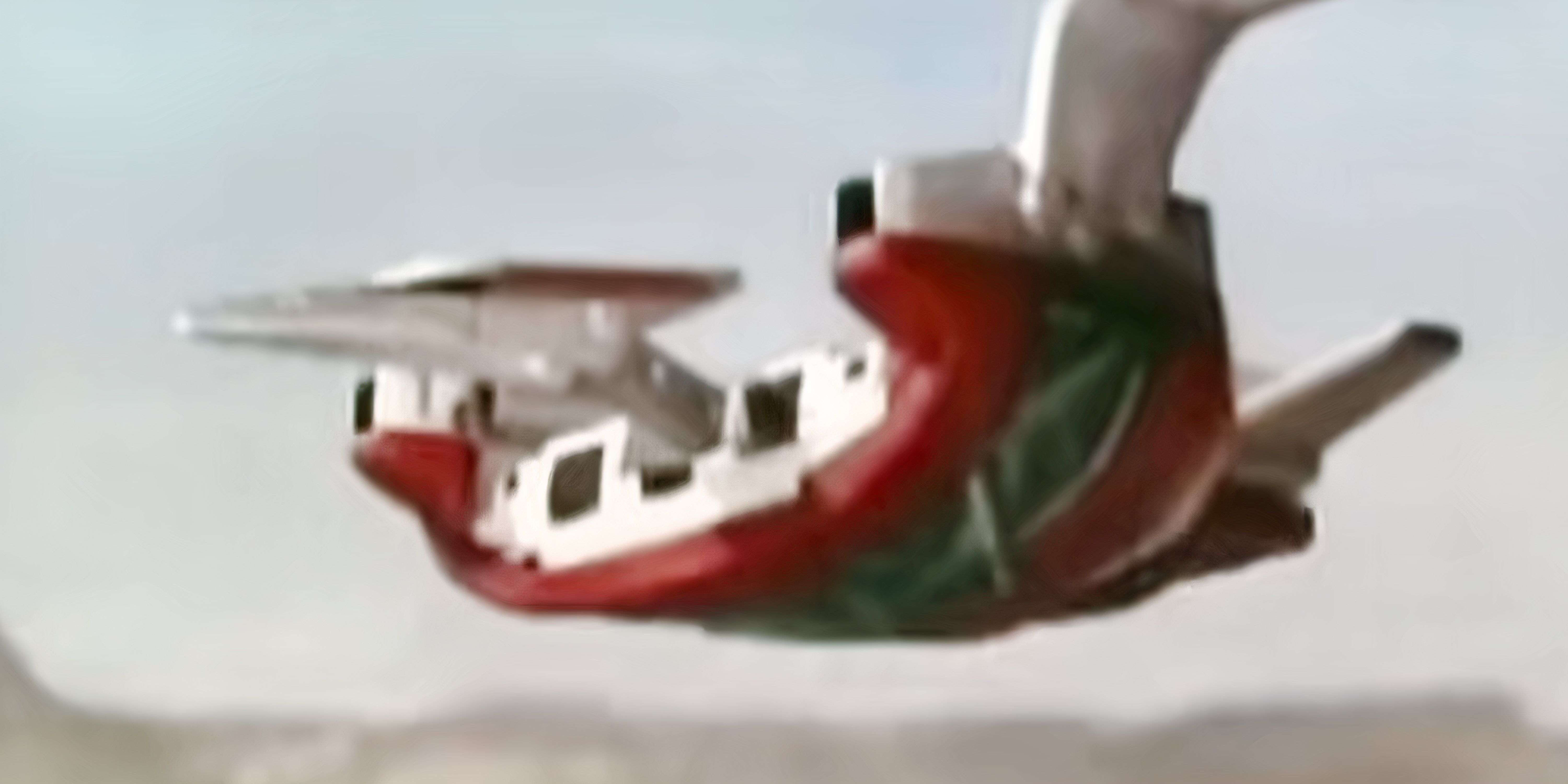 Every Mighty Morphin’ Power Rangers’ Color, Main Weapon, Forms, Age ...