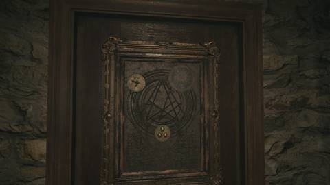 re8 symbols door