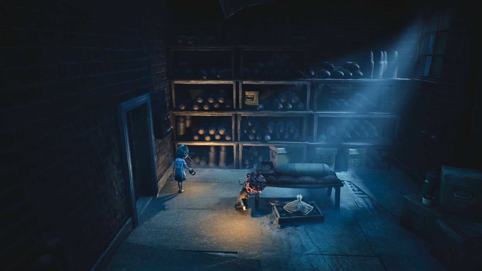 REANIMAL Conch Head Mask