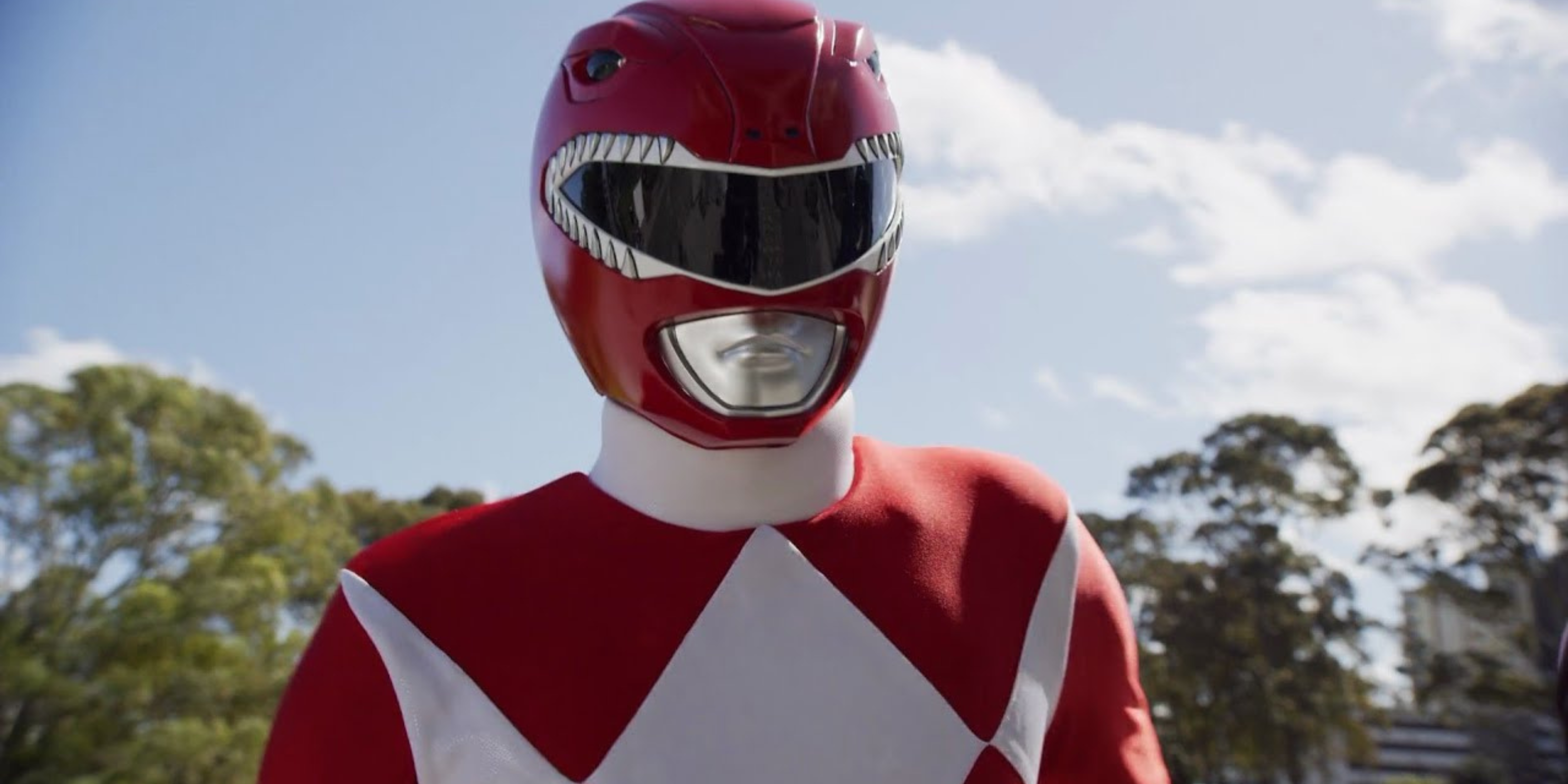 Every Mighty Morphin’ Power Rangers’ Color, Main Weapon, Forms, Age ...
