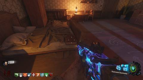 the kronorium on the bed