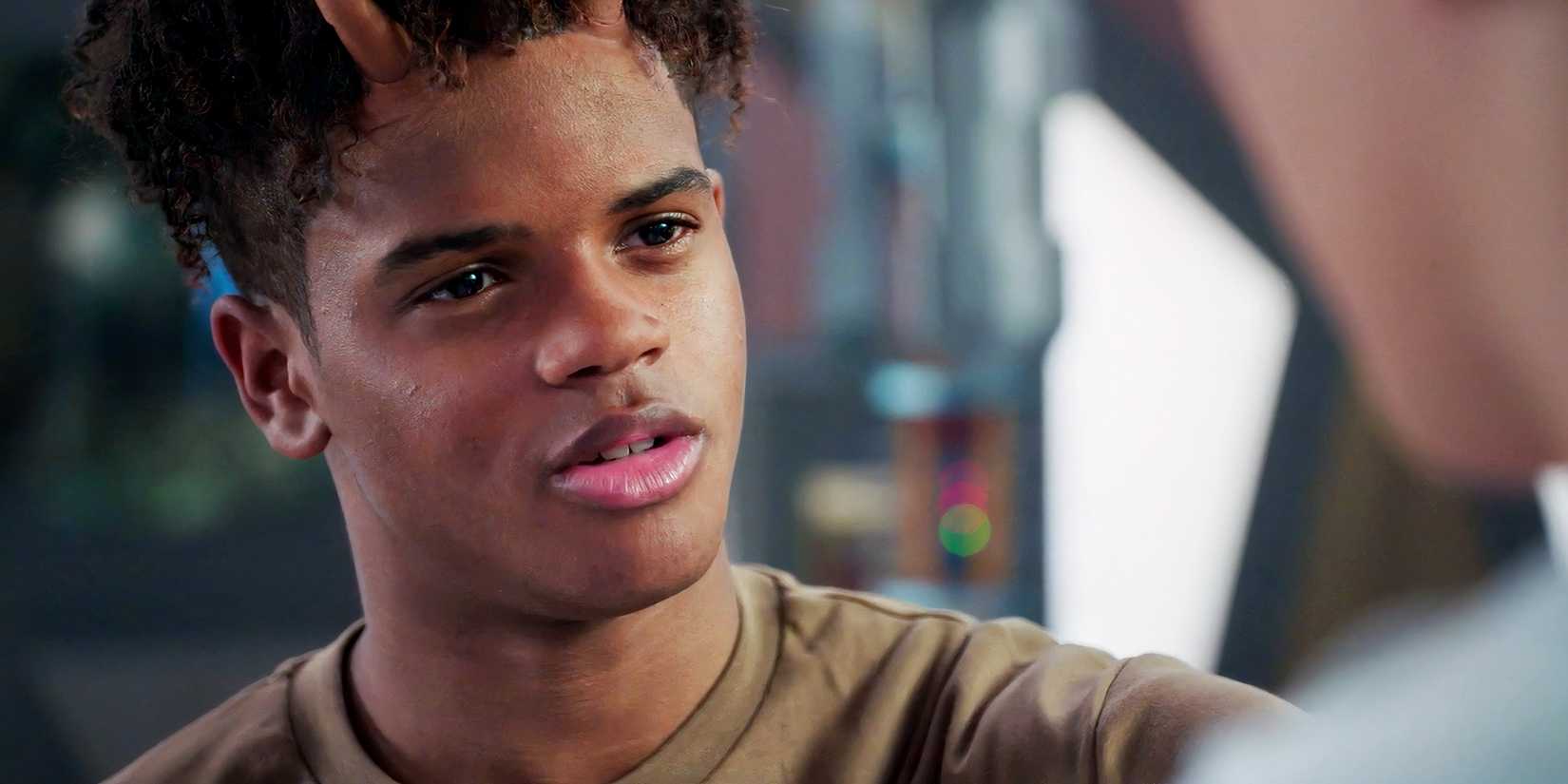 Aiyon Power Ranger Dino Fury