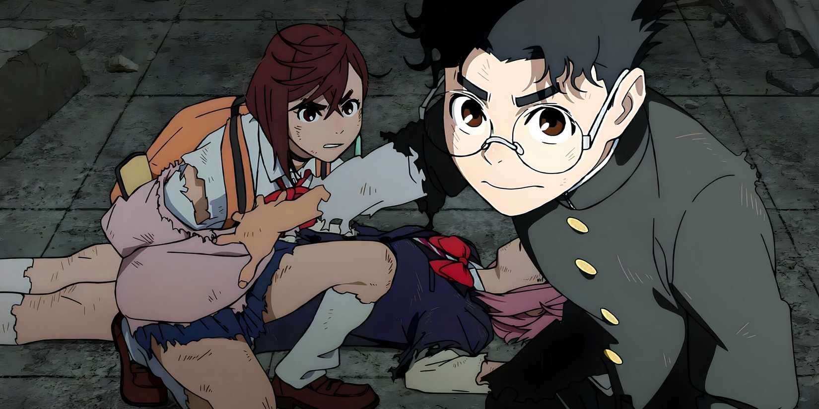 okarun protecting momo in dandadan