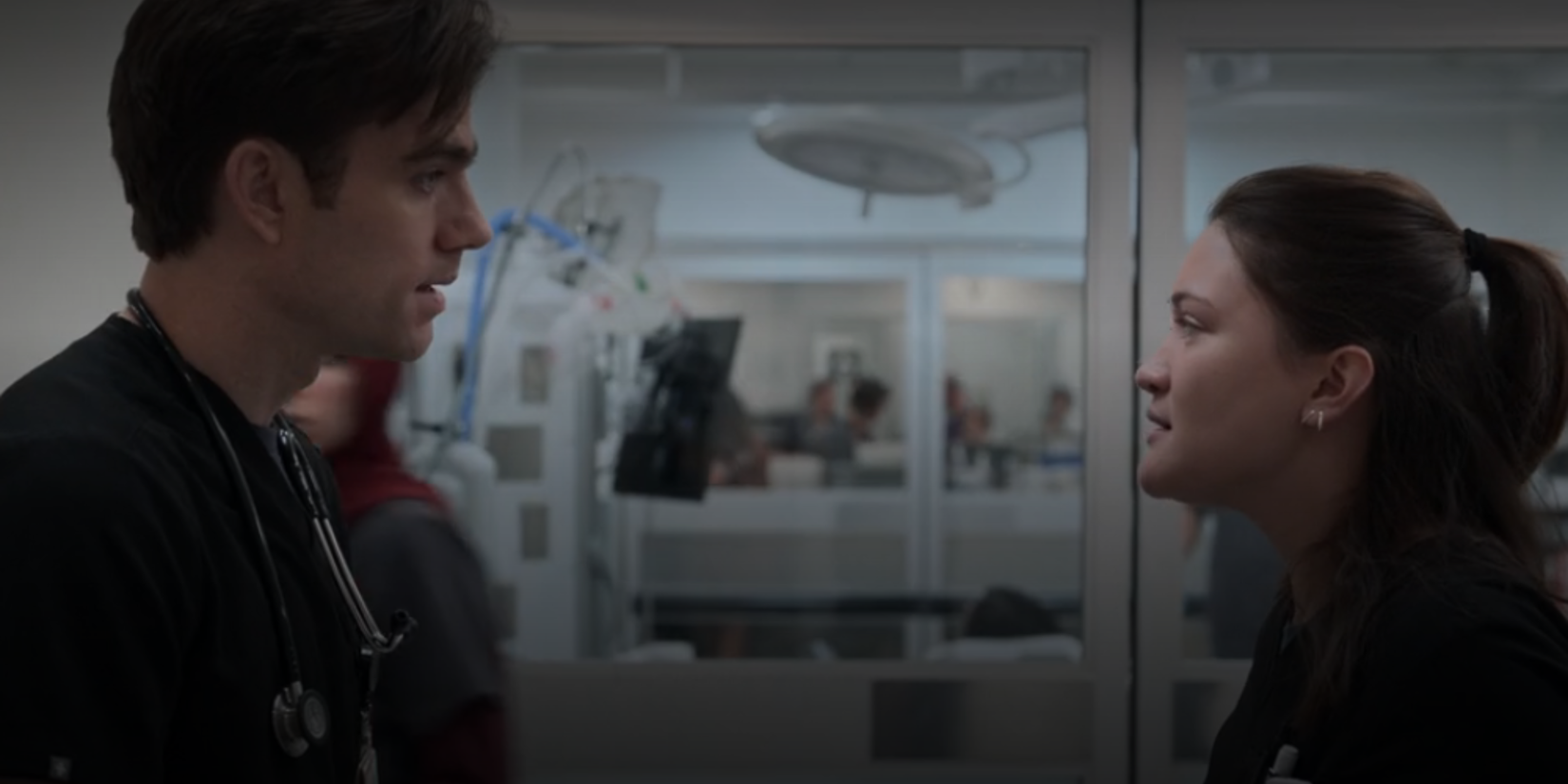 Dr. Santos menolak permintaan maaf Dr. Langdon