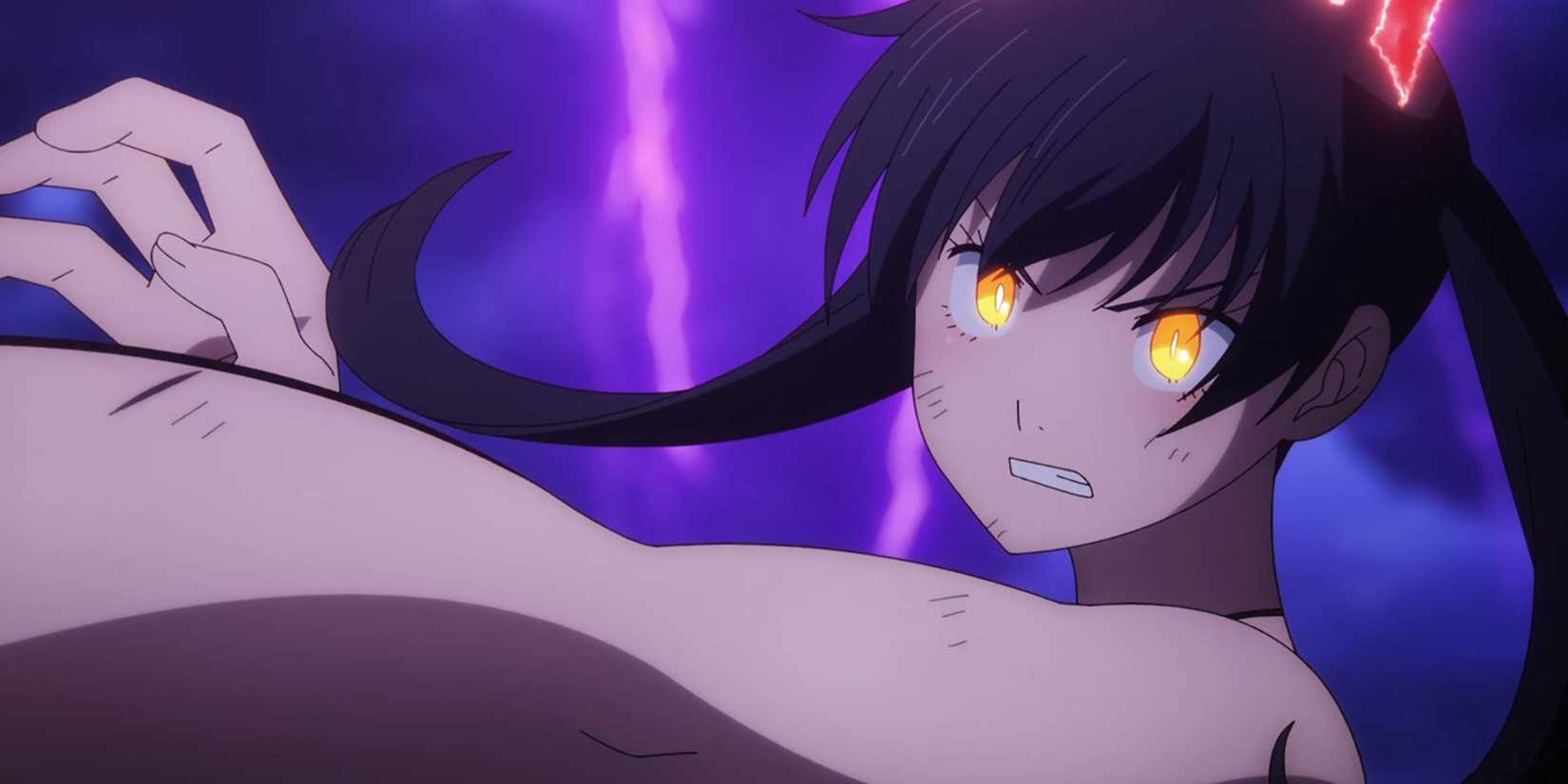 Tamaki Kotatsu is fighting with his arms raised.