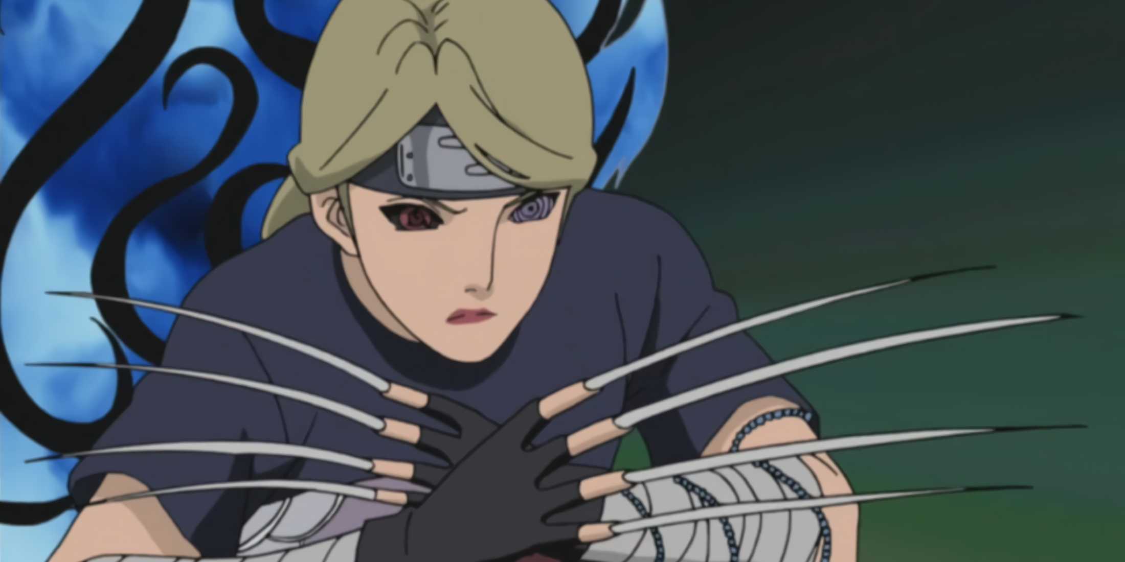 Yugito prepared to fight with her claws after being revived by Kabuto.