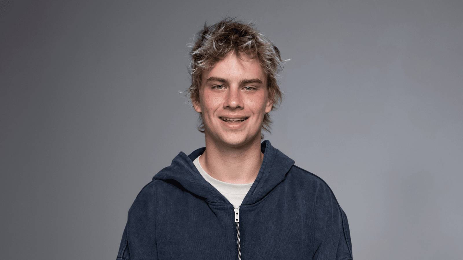 YouTube Streamer Beats MrBeast’s Charity Record YouTube Streamer Beats MrBeast’s Charity Record