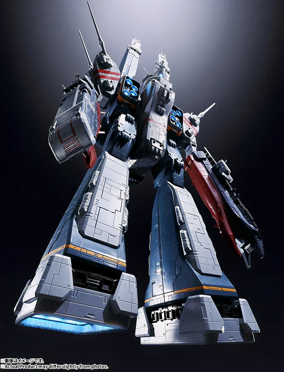 Macross Celebrates 45th Anniversary with Colossal SDF-1 Figure