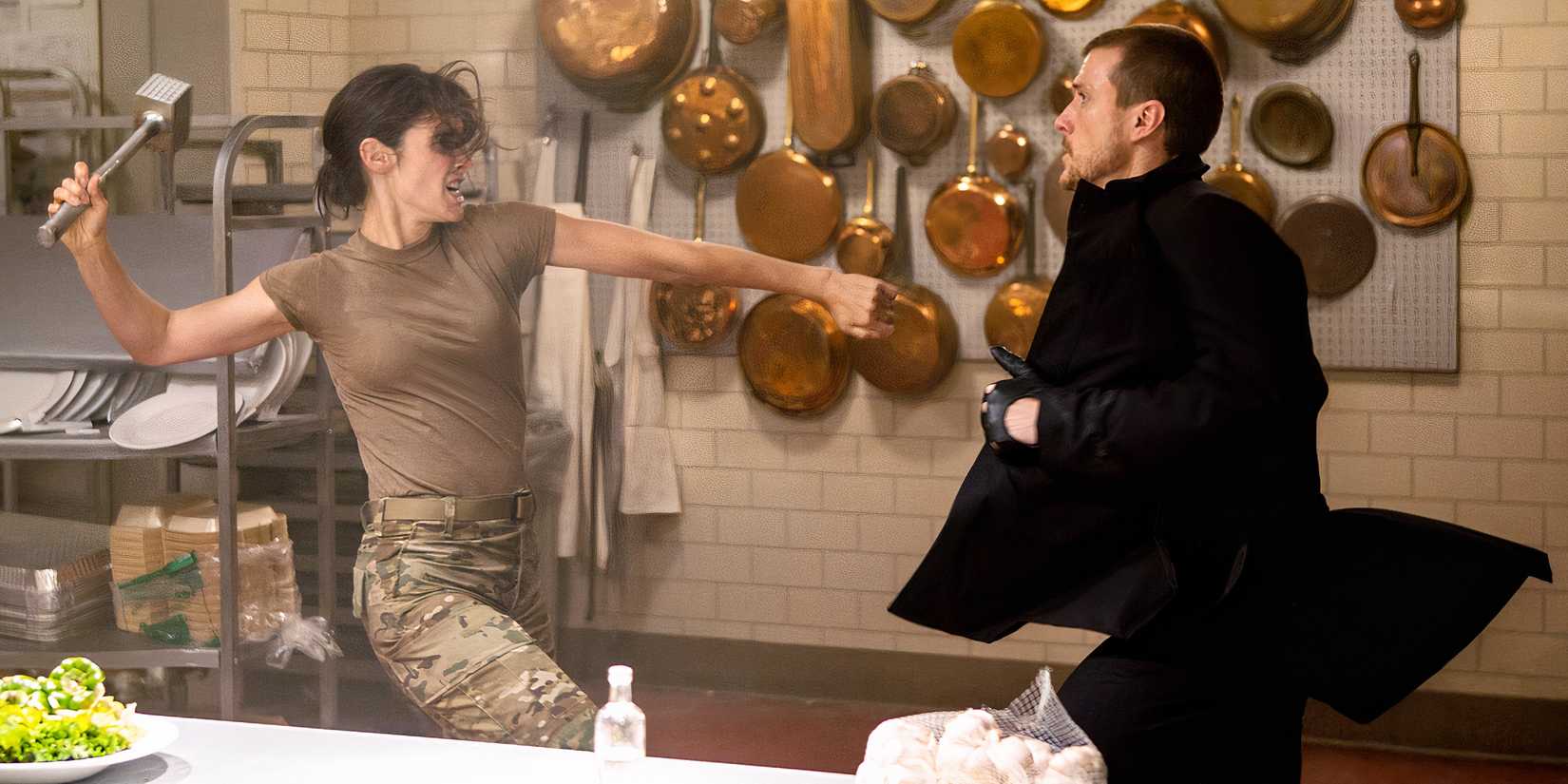Cobie Smulders as Susan Turner in Jack Reacher: Never Go Back