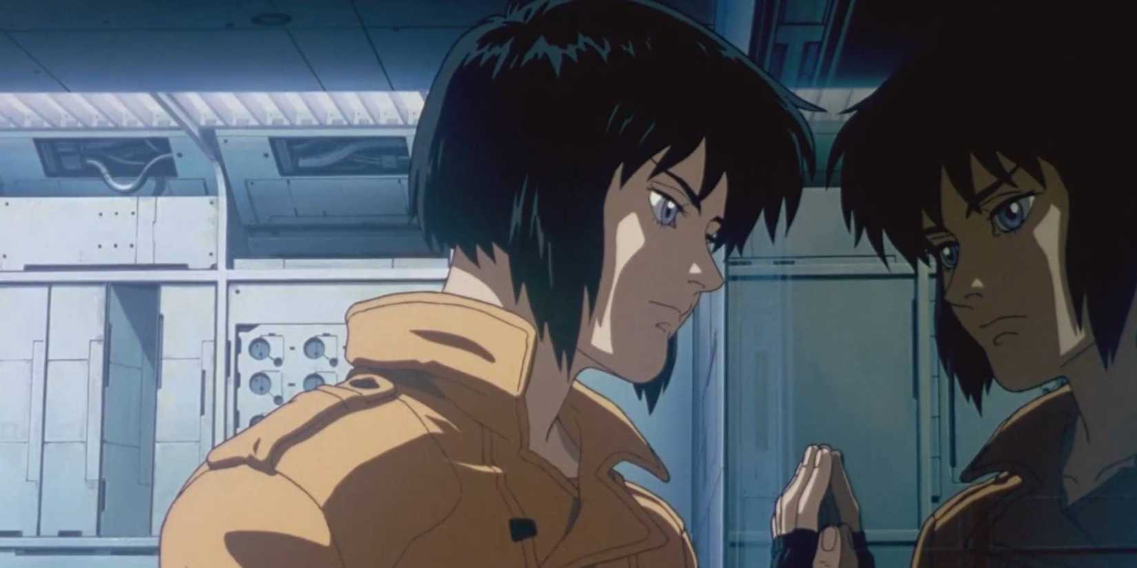 Ghost in the Shell 1995 Movie Major Kusanagi is looking at a reflection of herself
