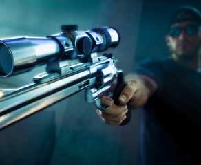 hawk & little morgan revolver in gta 6, part of the ultimate edition perks.