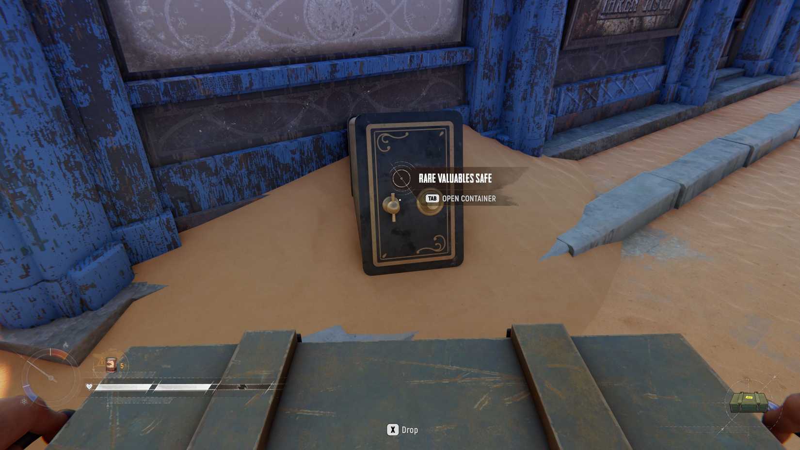 Looting valuables from Safes Sand Raiders of Sophie