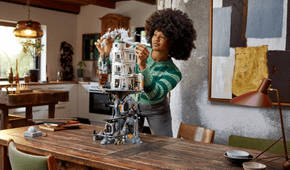 4 Gringotts Wizarding Bank 76417 LEGO set lifestyle shot