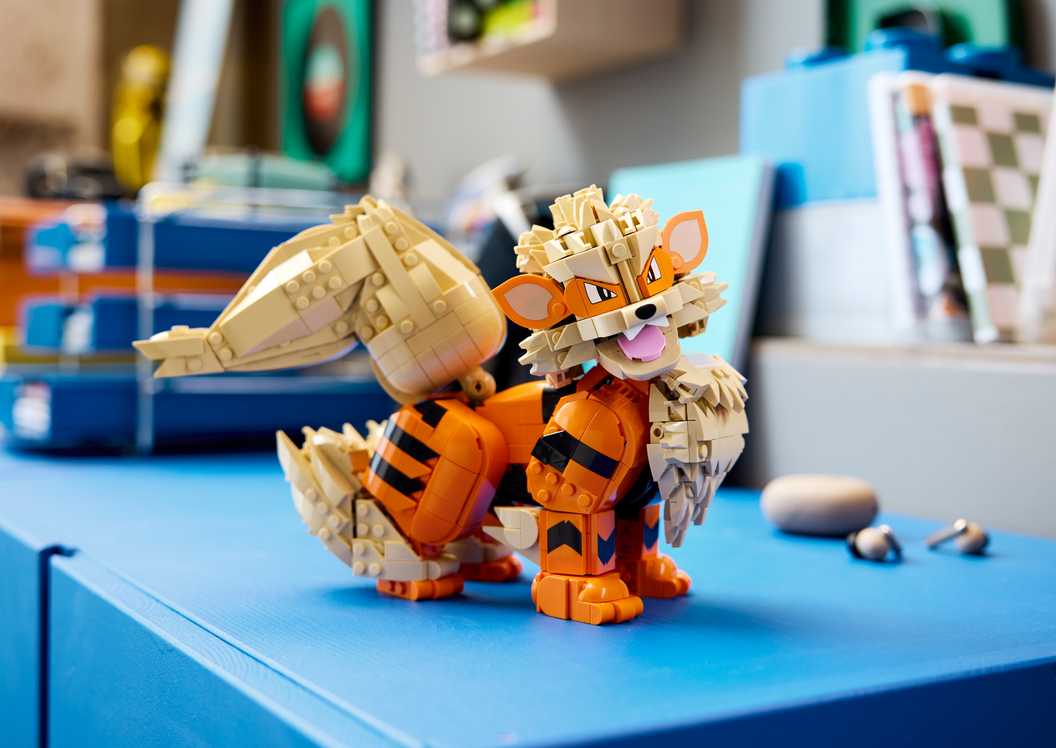 LEGO Pokemon Arcanine full shot