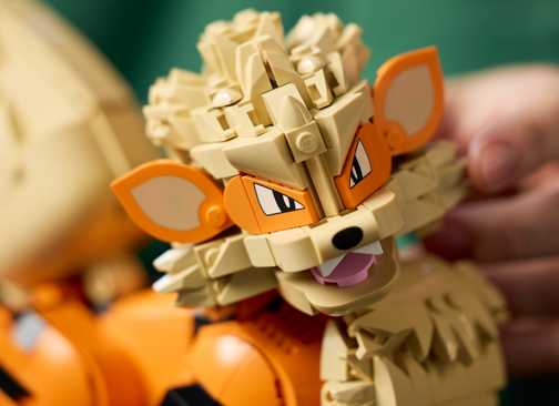 LEGO Pokemon Arcanine Close-Up