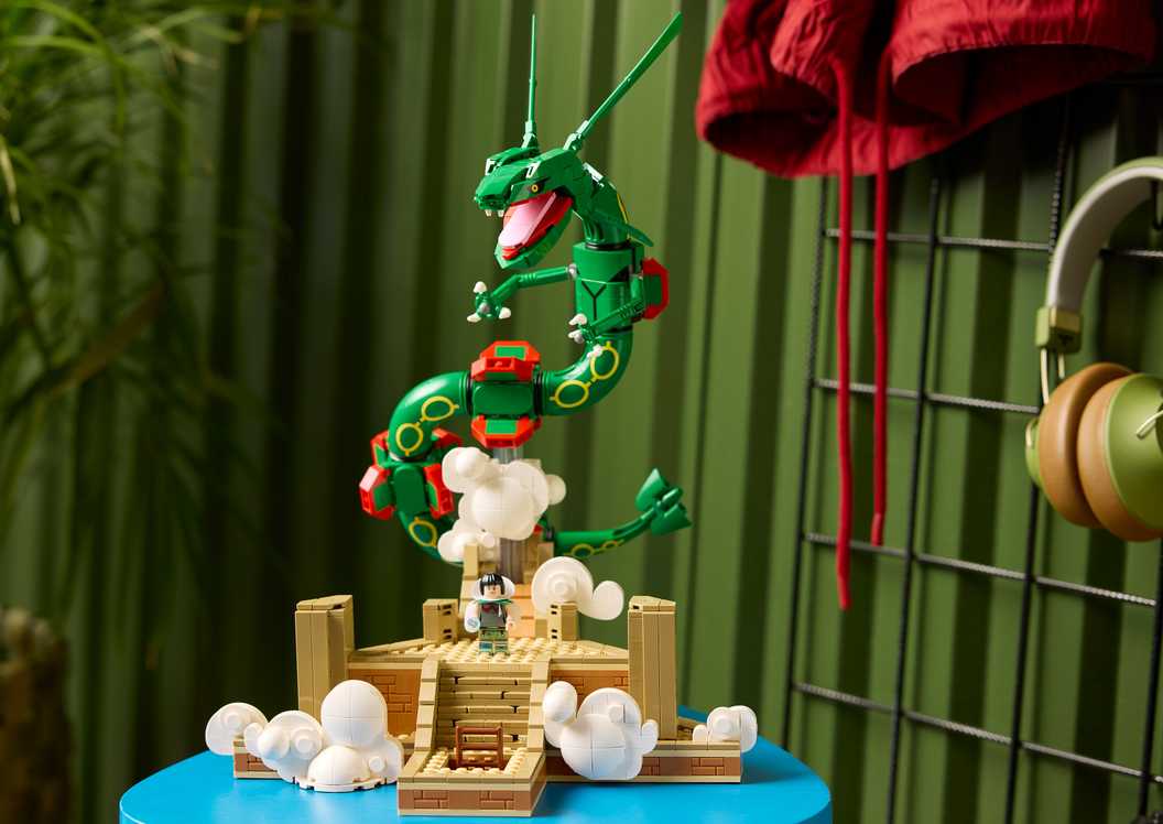 LEGO Pokemon Rayquaza full set