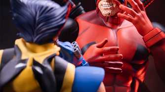 mondo deadpool figure - half unmasked