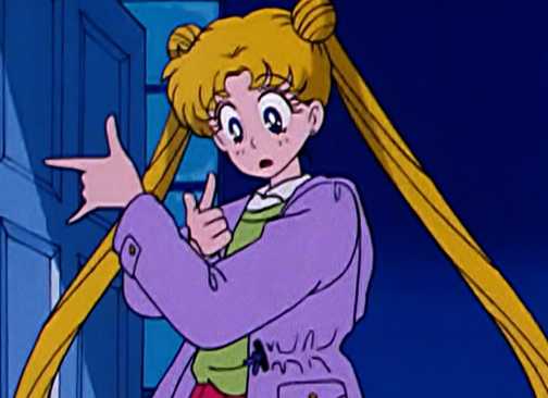 Serena posing while wondering why she didn't transform.