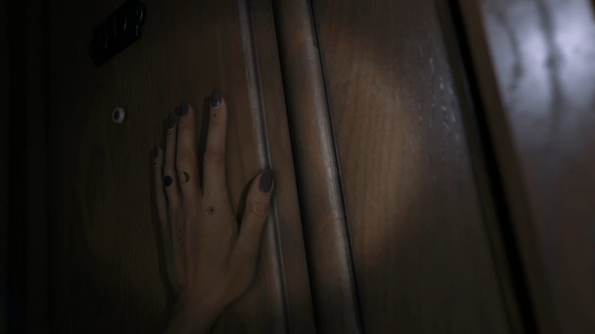 the hand on Noah's apartment door unhinged