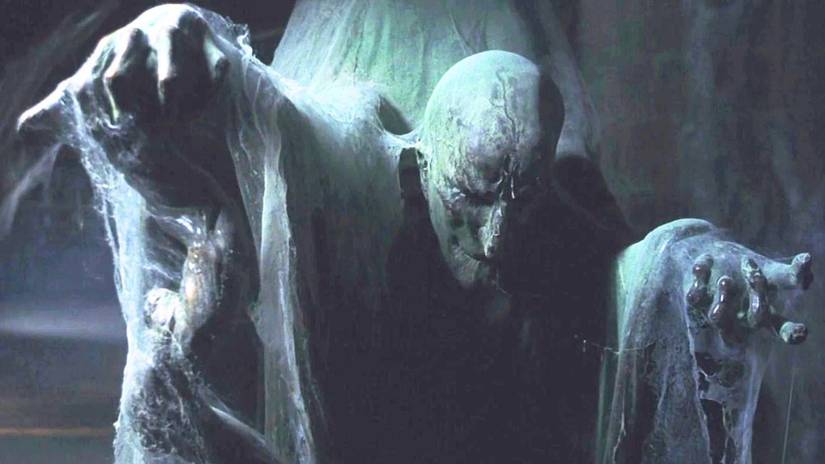 The One-Eyed Witch statue in Hogwarts in Harry Potter and the Prisoner of Azkaban