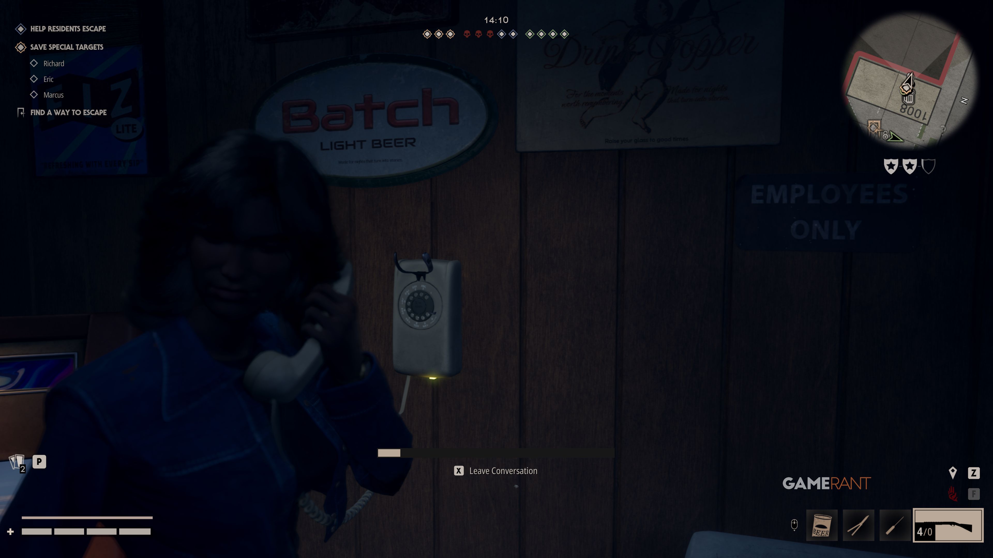 calling the Police in Halloween The Game