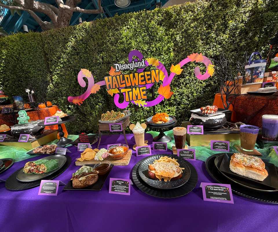 Review Disneyland Halloween Time 2026: Kuliner, Merchandise, dan Lainnya 12 disney halloween food 2026