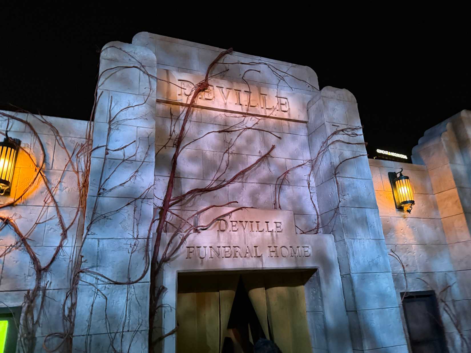 hhn 2026 - dead deader deadest house