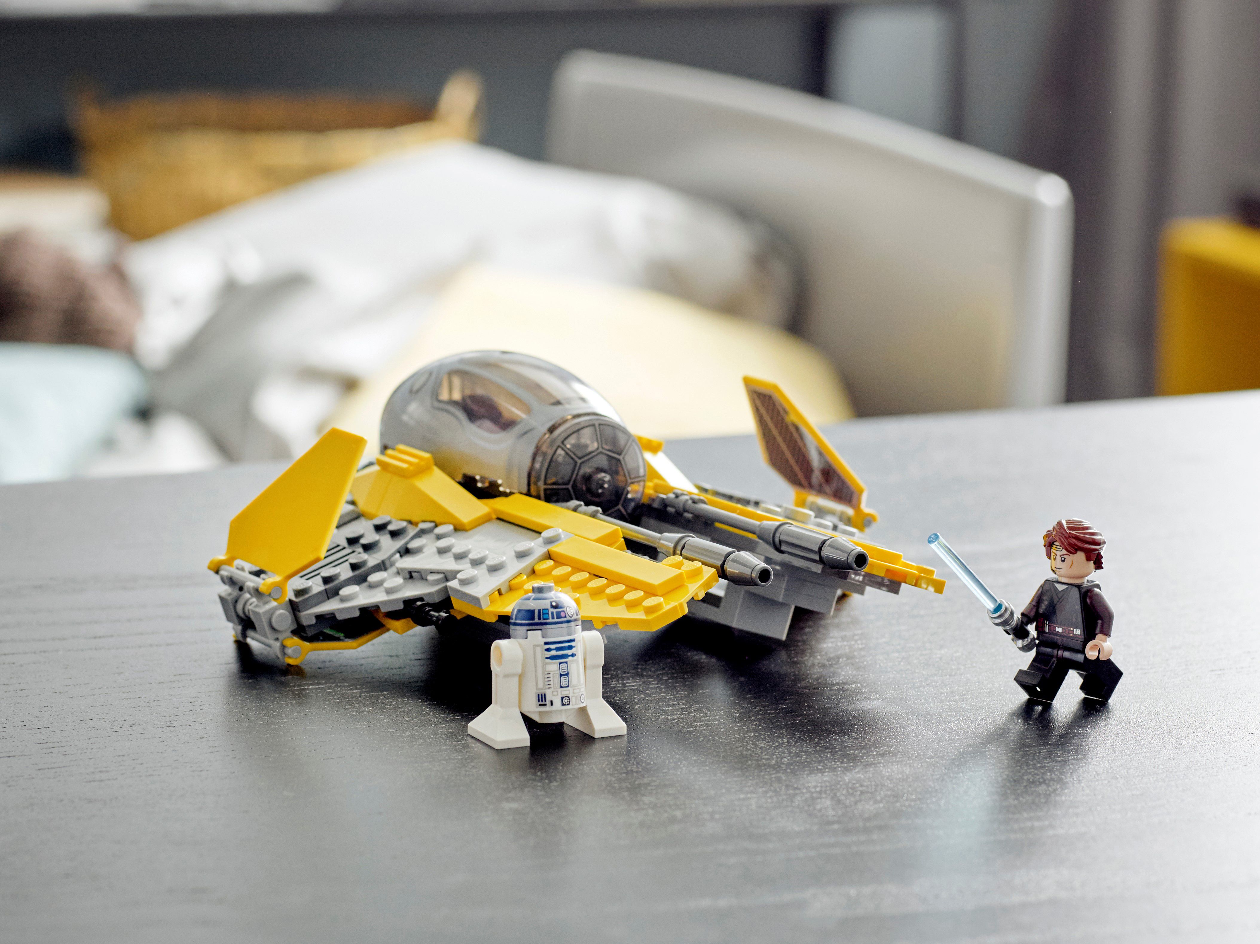LEGO 75281 Anakin's Jedi Interceptor official lifestyle promo photo (1)